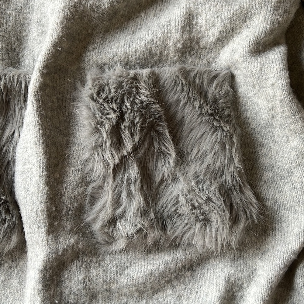 Cardigan - Picture 2 of 2
